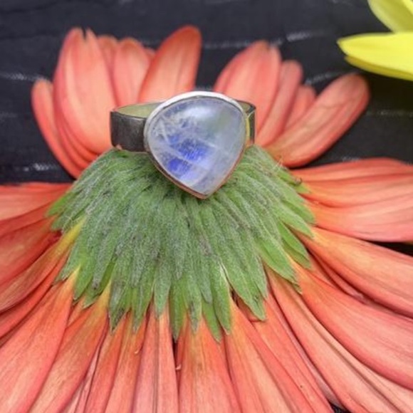 Vivid Blue Moonstone, 925 silver Ring - Picture 2 of 9